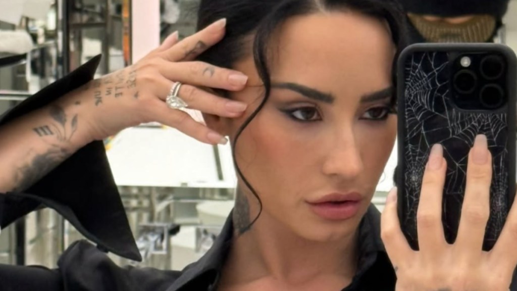 demi lovato thong instagram