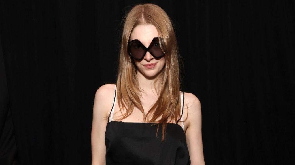 Hunter Schafer’s Minidress Includes Matching Shades for Grammys Party