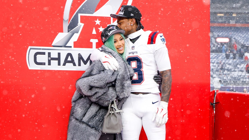 Cardi B, Stefon Diggs Unfollow Each Other After Patriots’ Super Bowl Loss