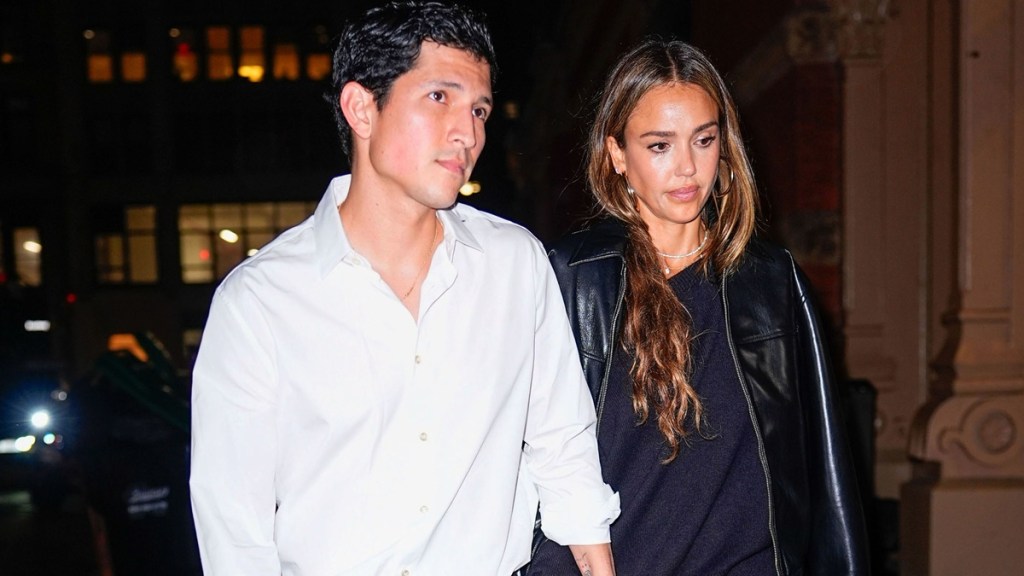 jessica alba danny ramirez