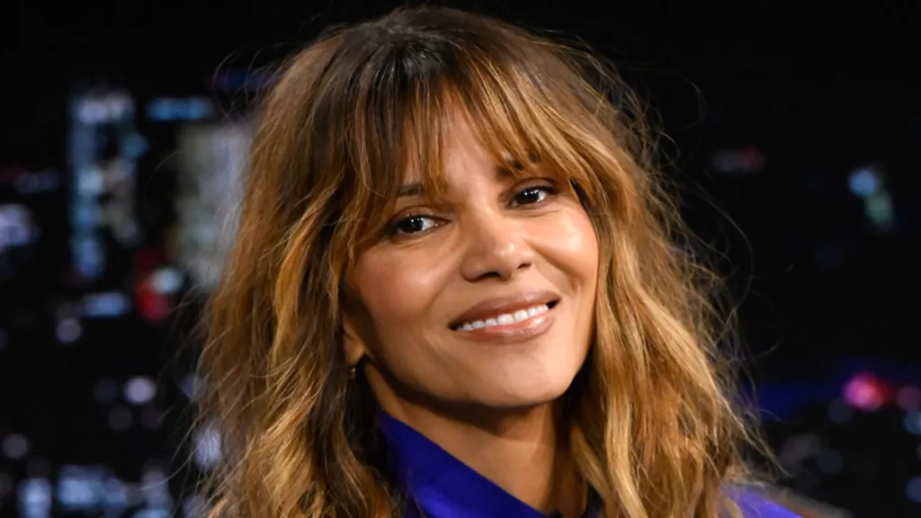 Halle Berry Latex Skirt Tonight Show