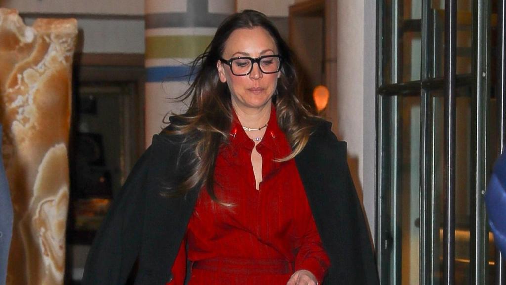 Kaley Cuoco Slays Power Suiting for 'Vanished' Press