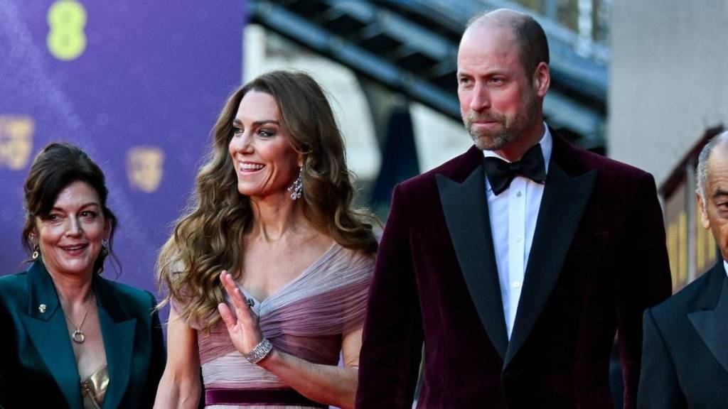 Prince William & Kate Middleton Caught Chuckling in Candid BAFTAs Photo