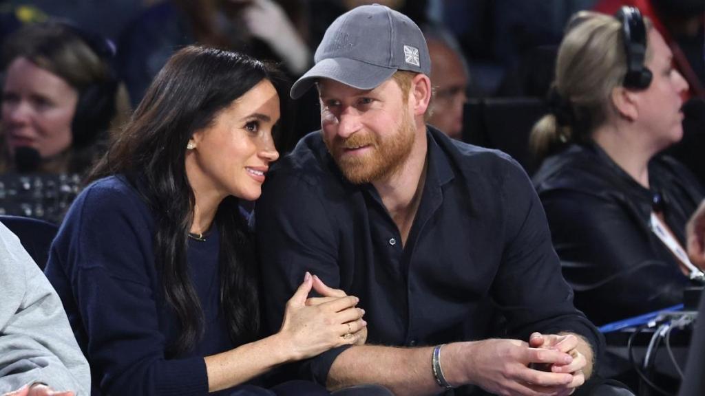 Prince Harry 'Turned Off' Emotions on NBA Date With Meghan Markle — Expert