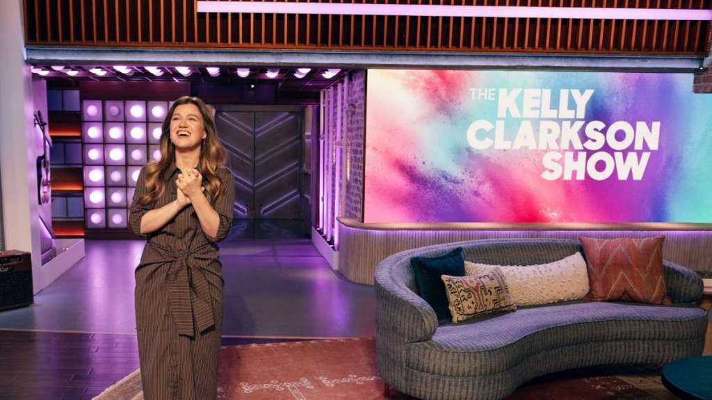 Famous Pop Star to Guest Host The Kelly Clark Show in Final Season