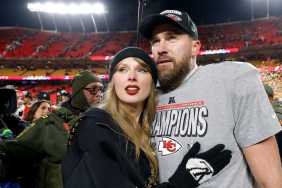 Travis Kelce, Taylor Swift