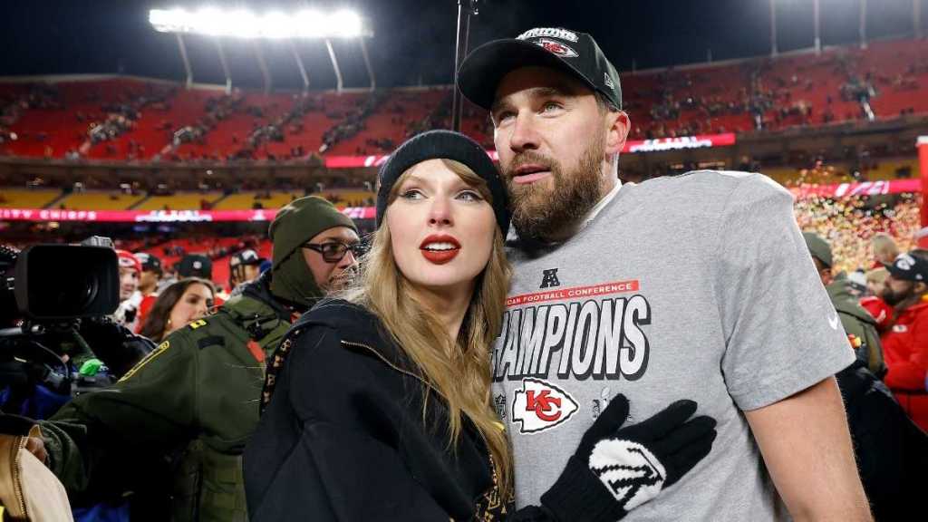 Travis Kelce, Taylor Swift