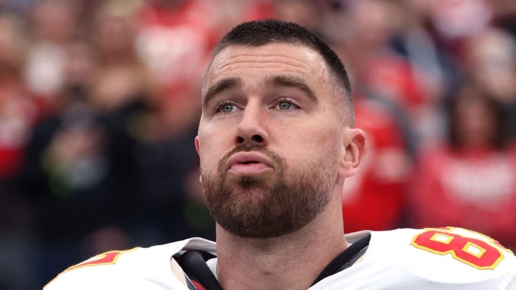 Travis Kelce Leaving Chiefs for New York Giants Rumors Surface