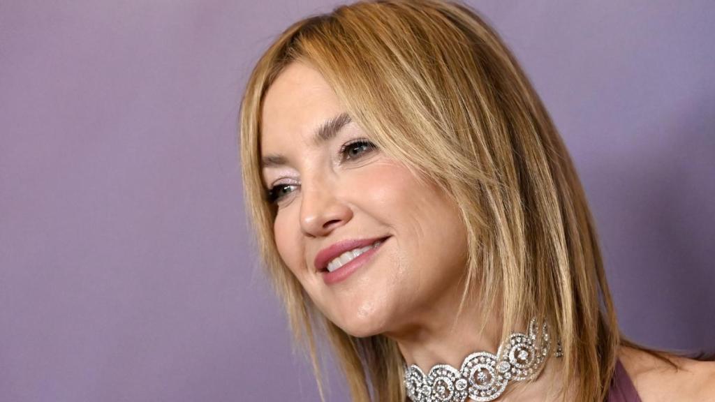 Kate Hudson Wears Blue Bikini While Cooking in Kitchen