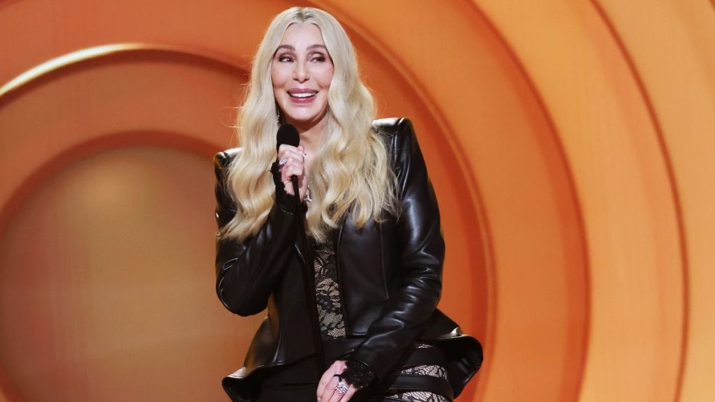 Grammys Producer Clarifies Cher's Onstage Mixup at Grammys