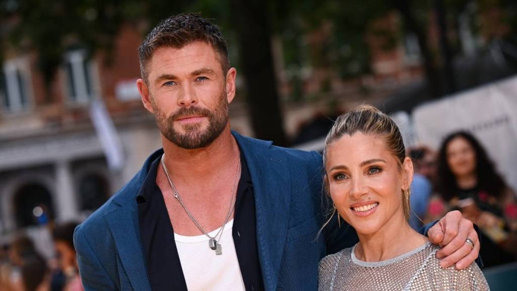 Chris Hemsworth & Wife Reveal Sports Fandom Amid Super Bowl Ad