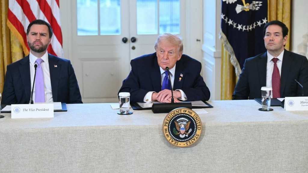 Donald Trump Won't Take Sides in JD Vance-Marco Rubio 2028 Successor Debate