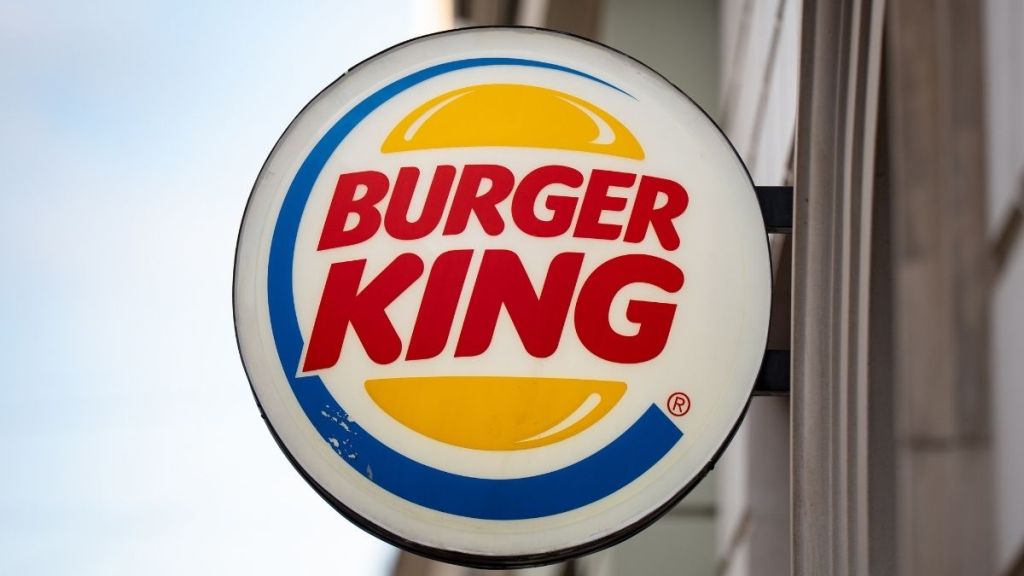 Burger King Deploying AI To Monitor Employee 'Friendliness'
