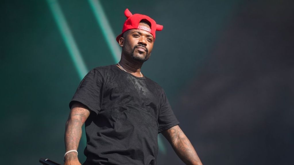 Ray J Asks Fans to 'Forget Everything' Amid Bleeding Eyes on Stage