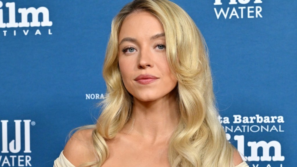 sydney sweeney leo woodall custom of the country