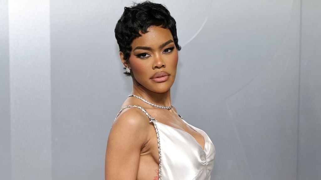Teyana Taylor Commands the Oscar Party in Completely Backless Dress