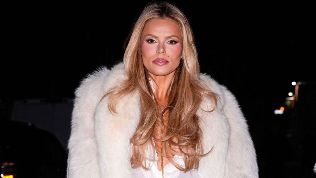 Brooks Nader Is All for Summer in Fun Agua Bendita Bikini