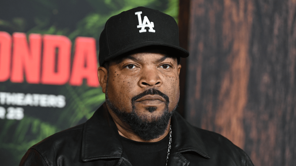 No, Ice Cube Didn’t Praise Donald Trump for Being ‘Tough'