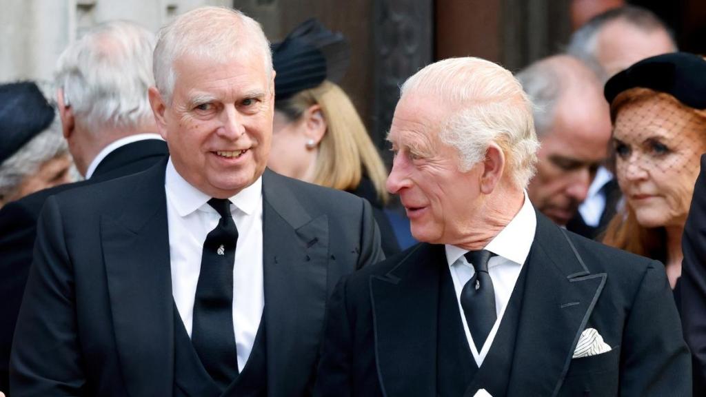Ex-Prince Andrew Suspects Being 'Set Up' by Brother With Arrest Photo — Source