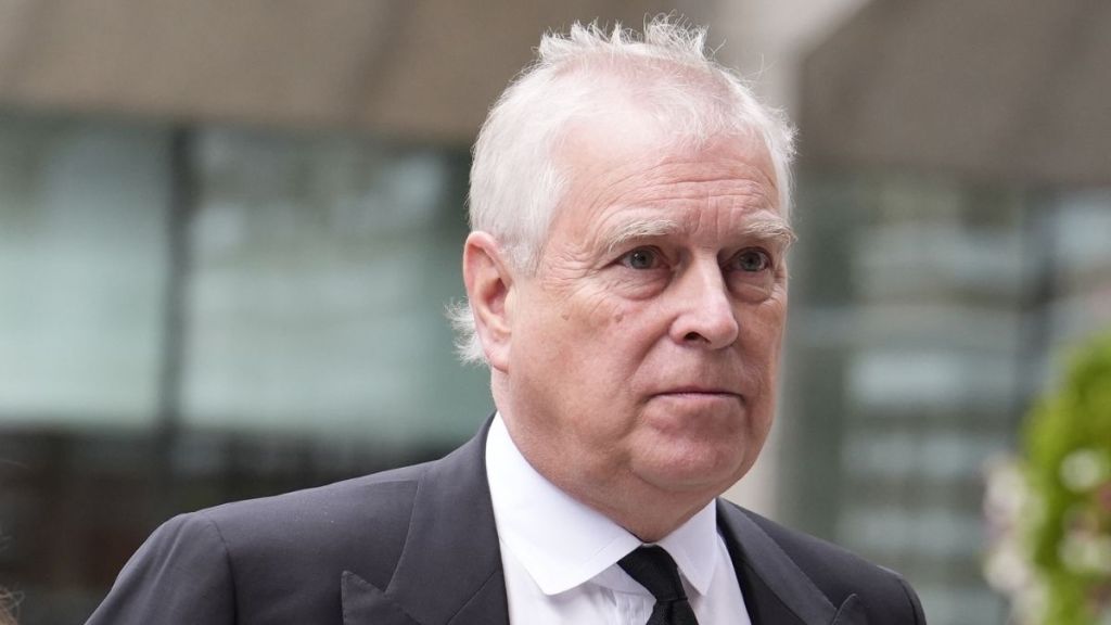 Ex-Prince Andrew’s Siblings Face ‘Difficult Situation’ — Expert