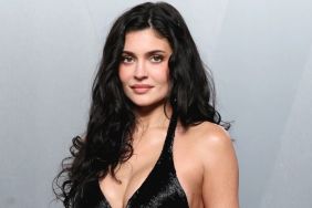 Kylie Jenner Unwinds Oscars in Comfy Bikini Look