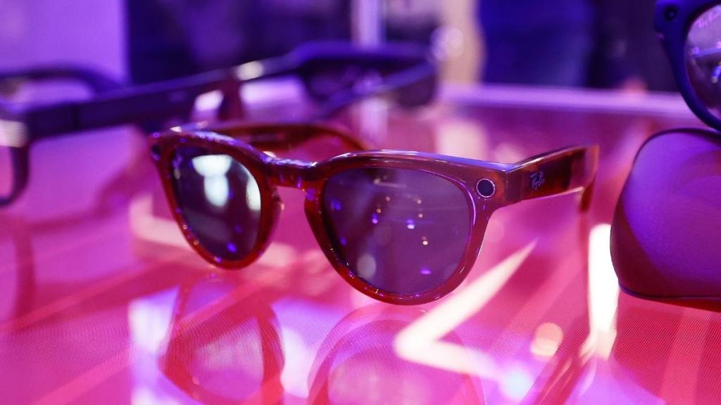 Meta Sued Over Smart Glasses for Privacy Concerns