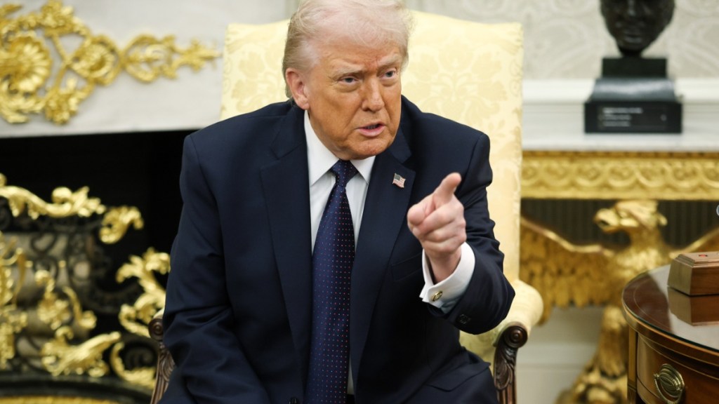 Donald Trump Sparks Confusion As He Says His Father Was Born in Germany