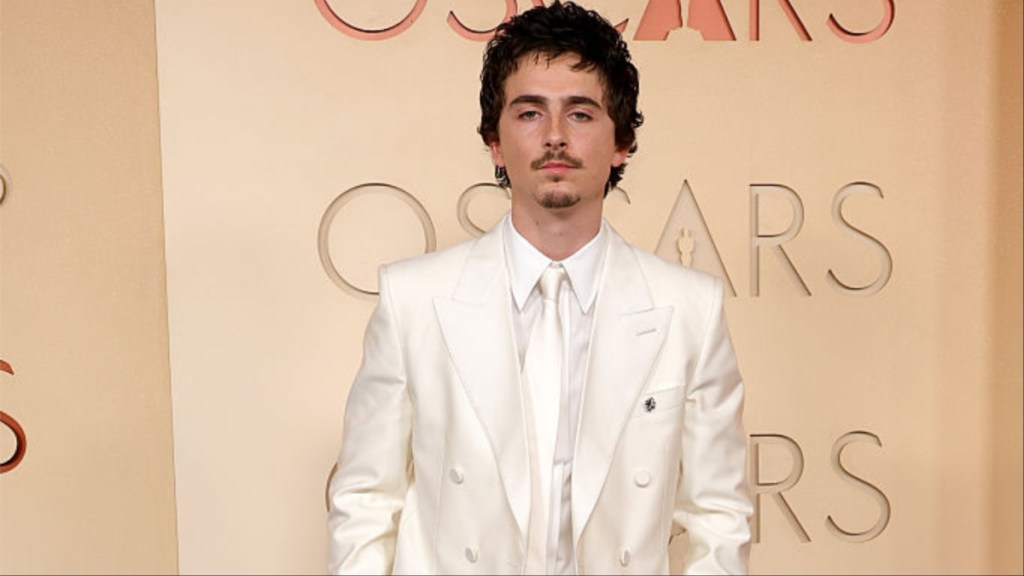 No, Timothée Chalamet Didn’t Fall at the 2026 Oscars