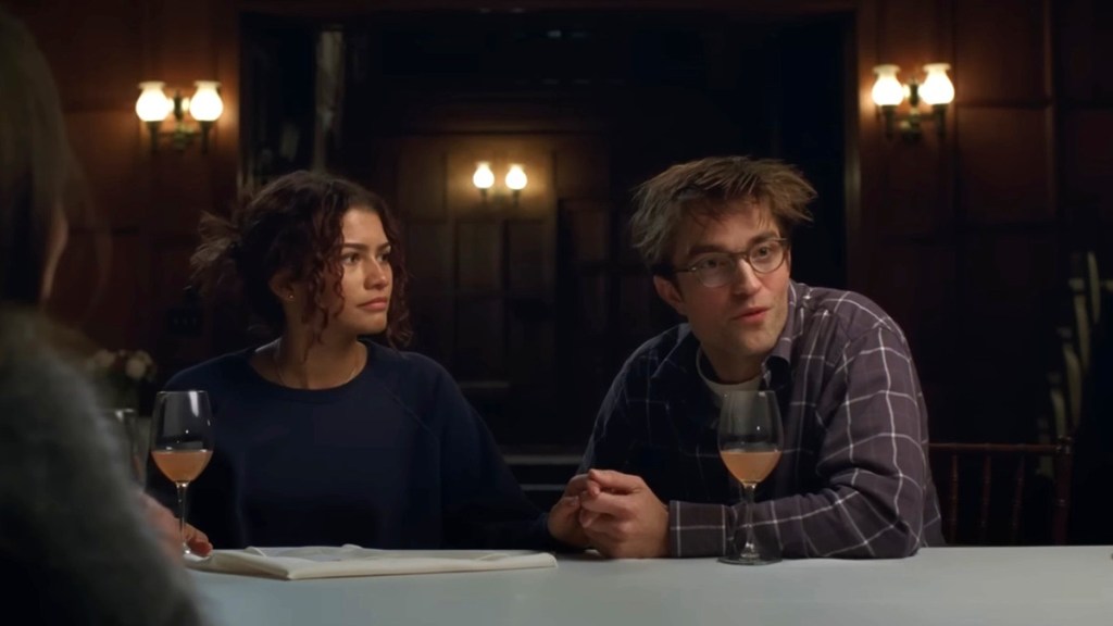 Early Reactions to Robert Pattinson & Zendaya's The Drama Are Saying This