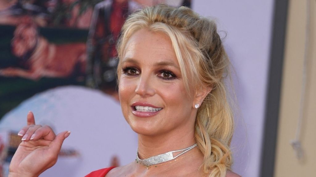 Britney Spears Goes String Bikini-Clad for Yacht Dance Amid Instagram Comeback