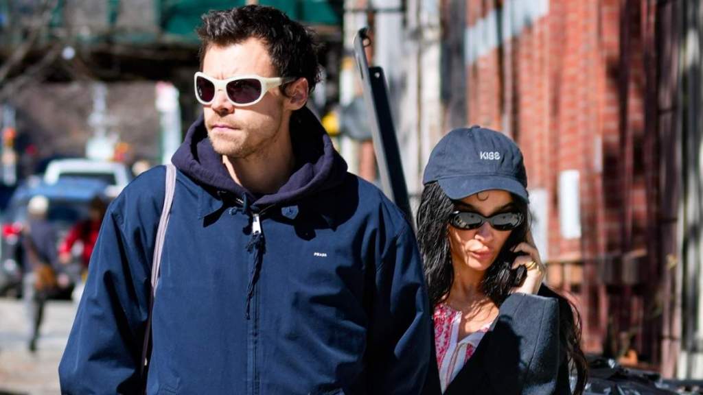 Zoe Kravitz’s NYC Date Outfit Features on Ode to Harry Styles
