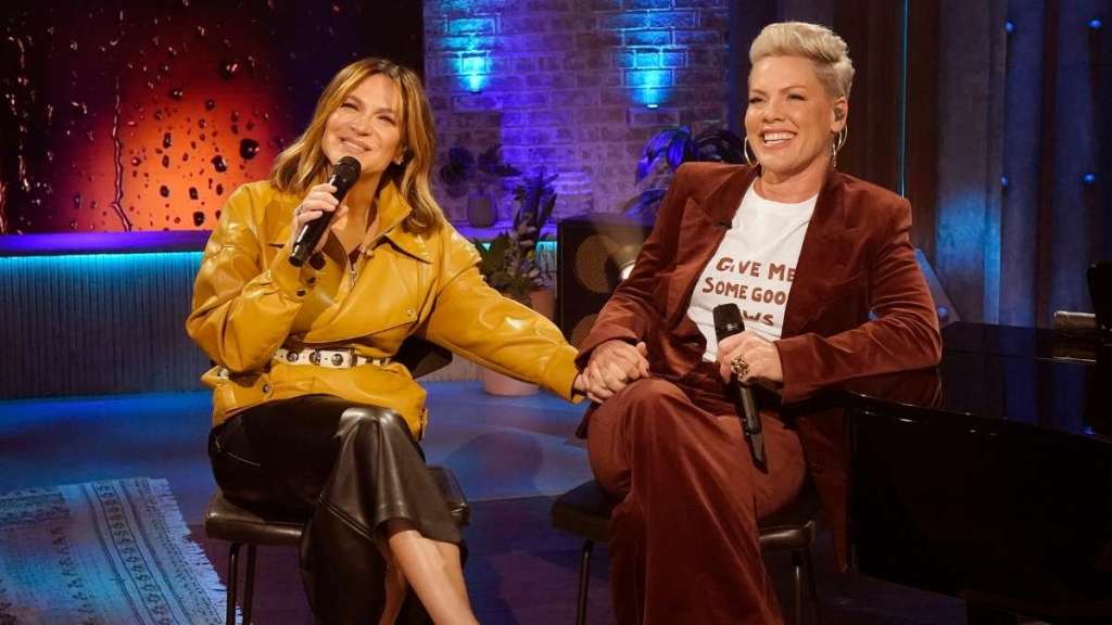 Pink's T-Shirt Seemingly Shades Recent Divorce News