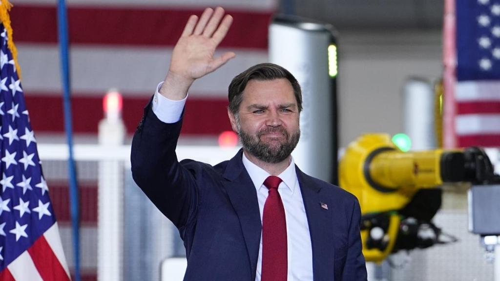 JD Vance's Cooking for Wife Usha Roasted by Top Chef Host