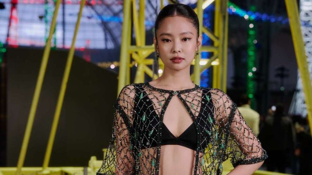 Blackpink Jennie's See-Through Look Comes With a Twist for PFW