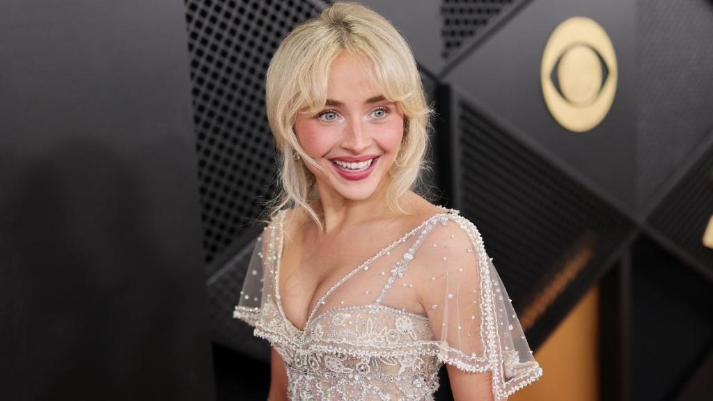 Sabrina Carpenter’s Micro Minidress Turns Out To Be an Argentina Jersey