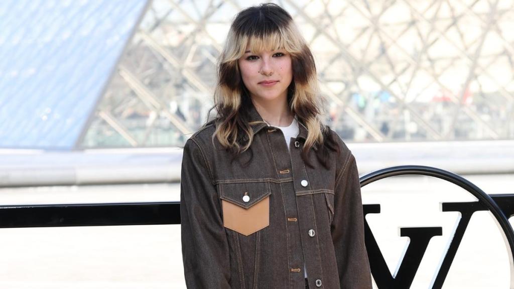 Alysa Liu's Louis Vuitton Outfit & Bag Perfectly Match Her Hair at PFW