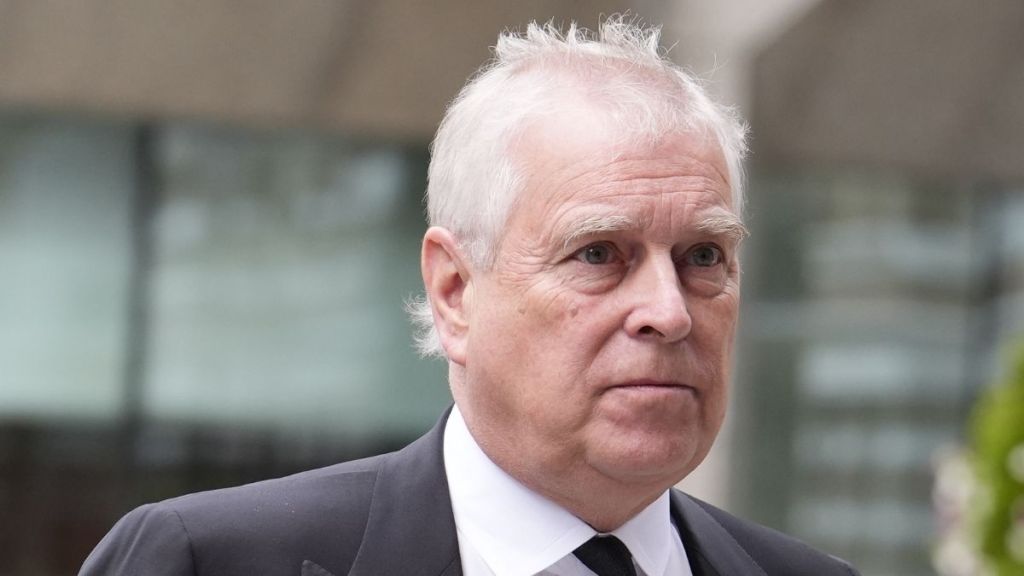 Ex-Prince Andrew Seen in Bathrobe With Jeffrey Epstein in New Files — Report