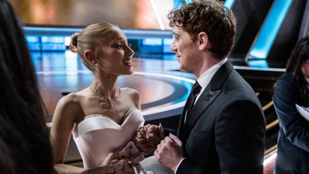 Ariana Grande & Ethan Slater’s ‘Rough Patch’ Almost Led To Split — Source