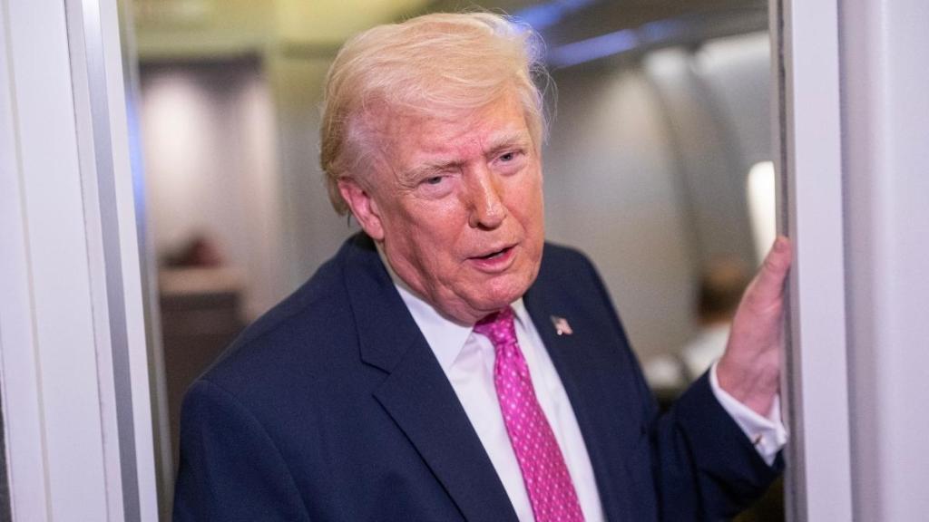 Donald Trump Could Ask Arab States to Help Pay for Iran War, White House Says