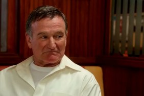 Robin Williams' Underrated Black Comedy To Exit Netflix