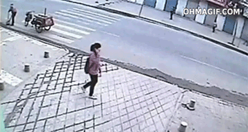 20 People who wish they stayed at home #3