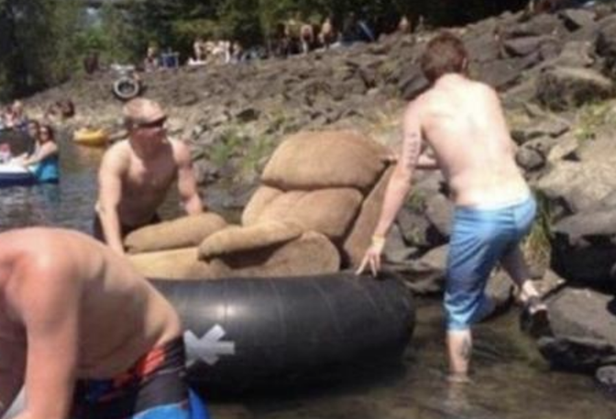 Funny Photos 03-11-2020 #5