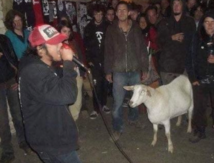 Funny Photos 04-20-2022 #19