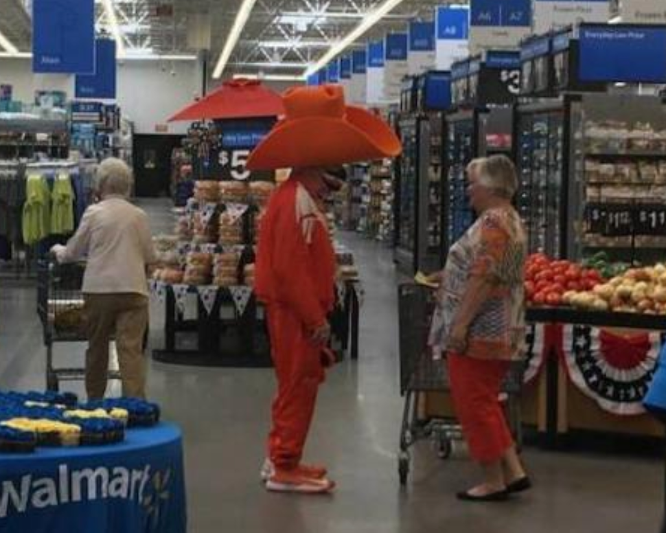 Funny Photos 06-03-2022 #6